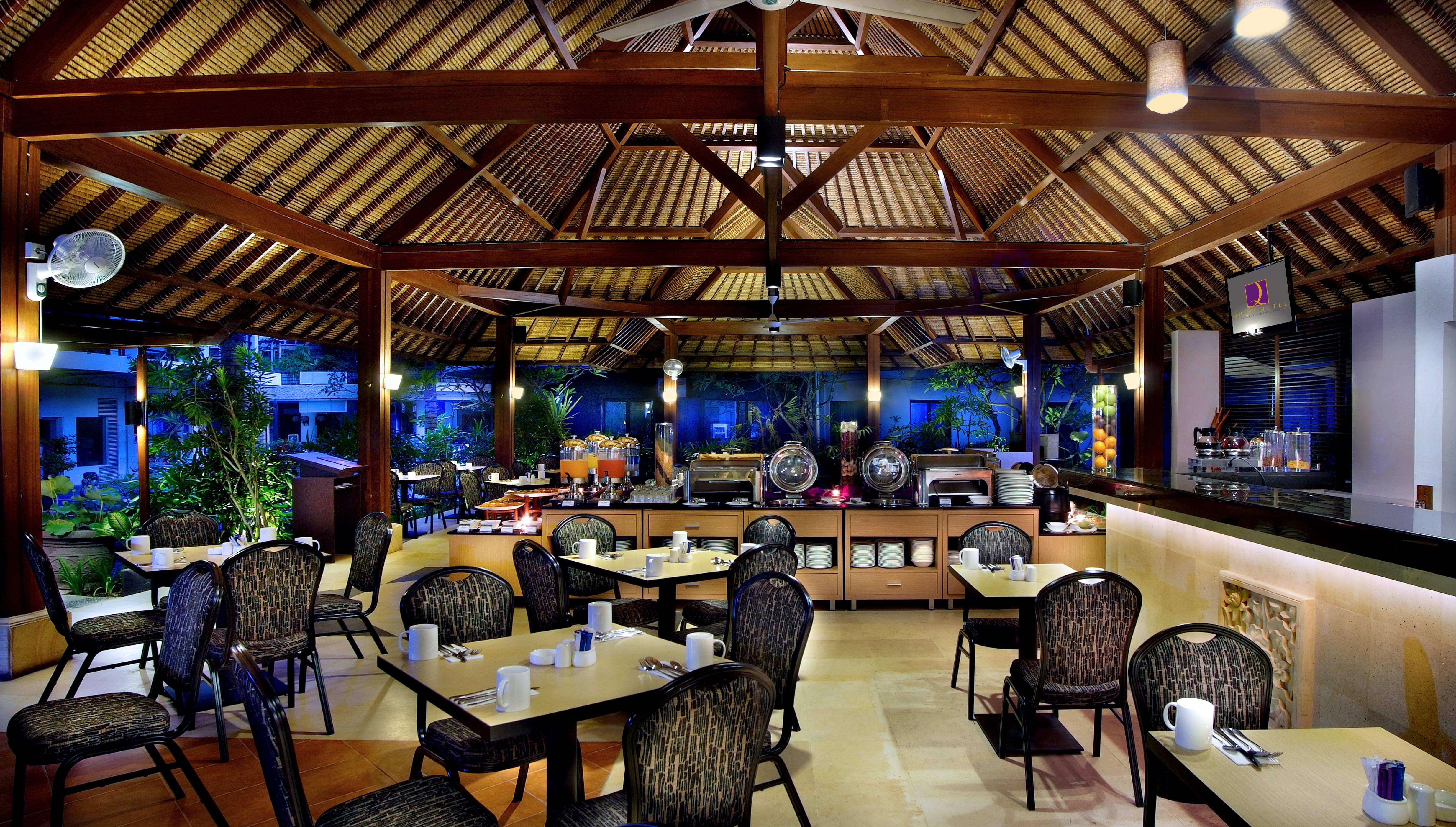 Kuta Central Park Hotel Exterior photo