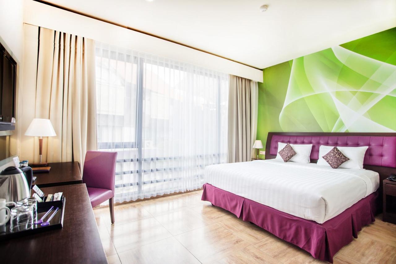 Kuta Central Park Hotel Exterior photo