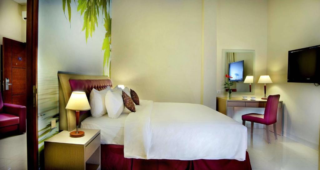 Kuta Central Park Hotel Room photo