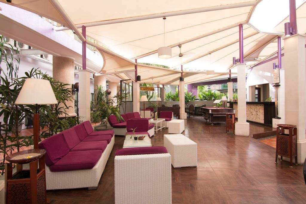Kuta Central Park Hotel Exterior photo